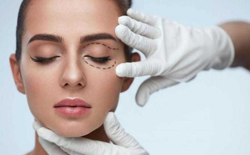 فضيحة مركز تجميل مصر الجديدة، استدعاء الضحايا للتحقيق في عمليات تجميل غير قانونية 