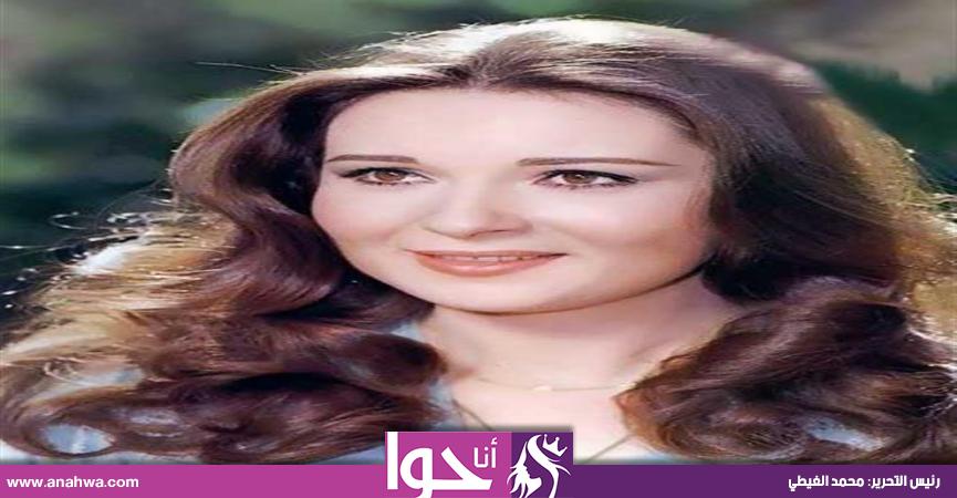 شاهد.. أحدث ظهور للفنانة المعتزلة نورا فى عيد ميلادها ومى نور الشريف ...