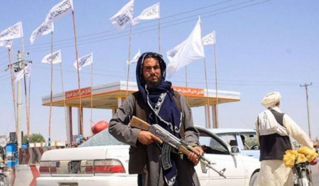 طالبان تعلن اقتحام القصر الرئاسي الأفغاني