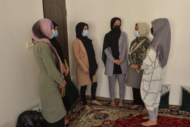 نساء أفغانستان 