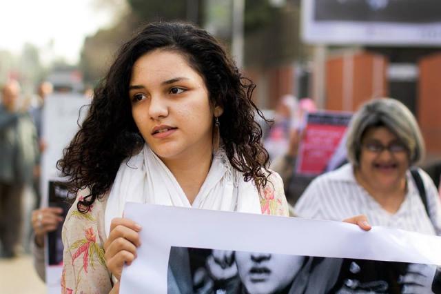 الناشطة سناء عبد الفتاح