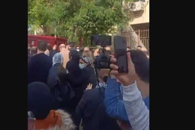 الفنانة مها أبوعوف