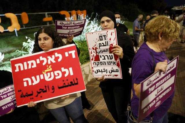 إسرائيل.. وقفة احتجاجية ضخمة على جرائم قتل النساء في الناصرة