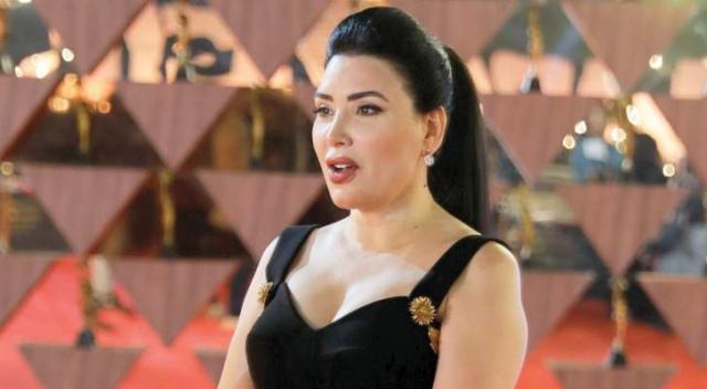 الفنانة عبير صبرى