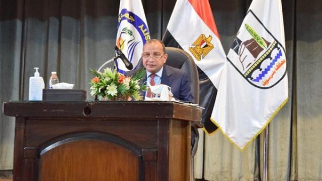  الدكتور منصور حسن