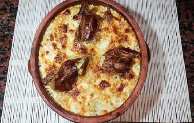 طاجن الأرز المعمر بالحمام