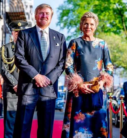 ملكة هولندا مع زوجها