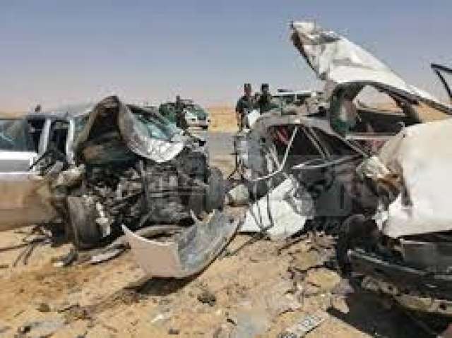 بالأسماء.. إصابة 10 أشخاص في حادث تصادم بين سيارتين ببور سعيد