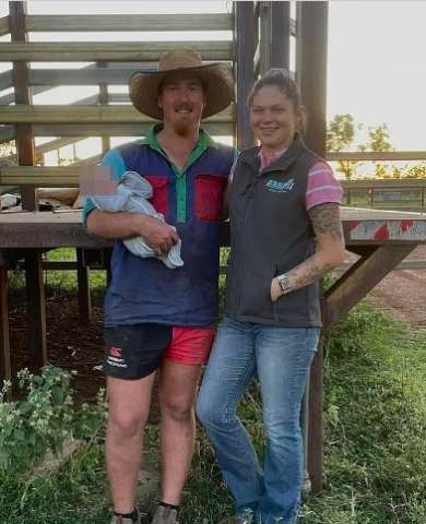  بلدة أسترالية نائية احتفالا بولادة الطفل الأول بها منذ 15 عامًا