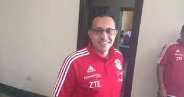  الدكتور محمد أبو العلا طبيب منتخب مصر الأول لكرة القدم