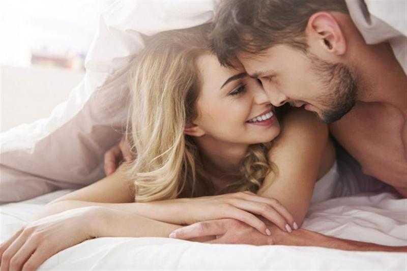 عالمة شهيرة تحذر من مخاطر ممارسة العلاقة الحميمة على المرأة بعد الولادة