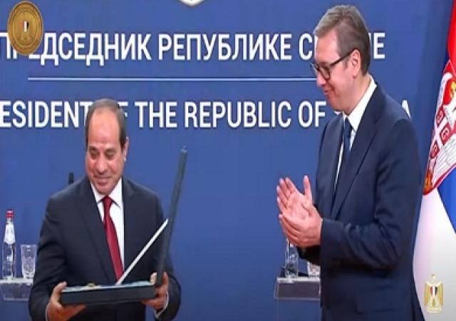الرئيس الصربي يمنح وسام الجمهورية الصربية لـ السيسي