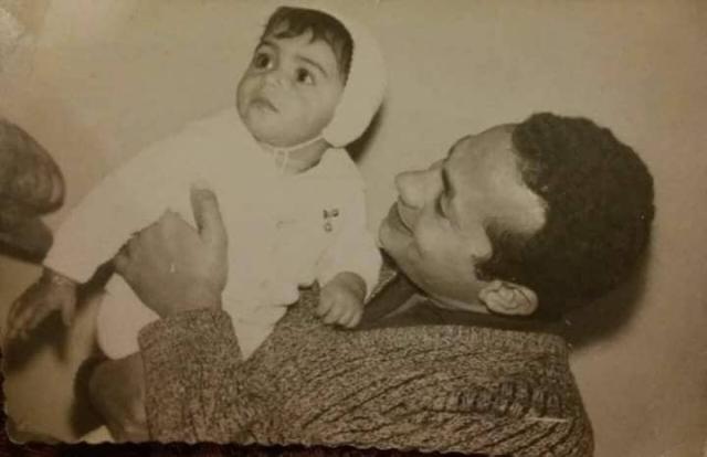 ابنة الفنان القدير أبو بكر عزت تستعيد ذكرياتها مع والدها
