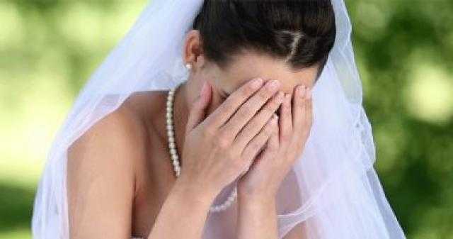 ”عروس“ تستقيل من وظيفتها بعد عدم تلبية زملائها دعوة حفل زفافها