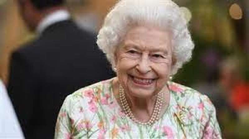 الملكة البريطانية اليزابيث الثانية