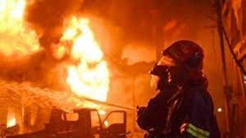حريق ضخم في مصنع بلاستيك بمدينة السادات