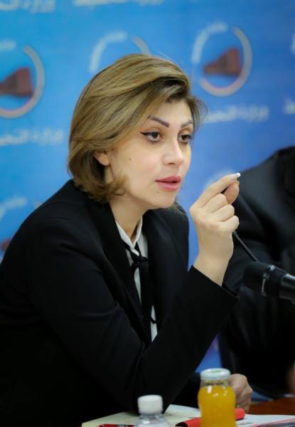 وزيرة الهجرة العراقية إيفان فائق جابرو