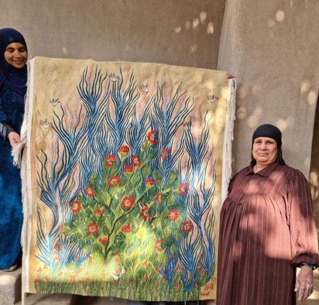 لوحات فنية بأيادي سيدات الريف المصرية