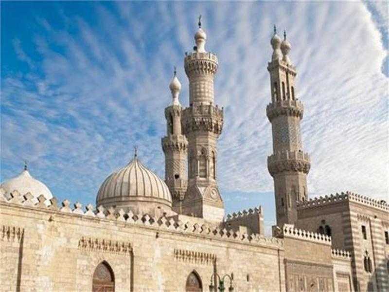 بكلمات حاسمة.. ”البحوث الإسلامية”: الأزهر الشريف يرفض رفضا قاطعا دعاوى دمج الديانات الثلاث