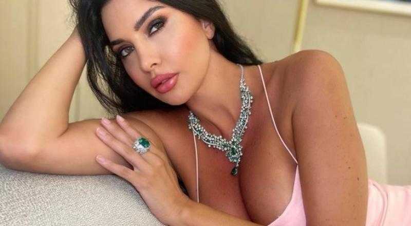 لابسة قميص نوم.. لاميتا فرنجية تُشعل السوشيال ميديا بإطلالة ساخنة.. صور