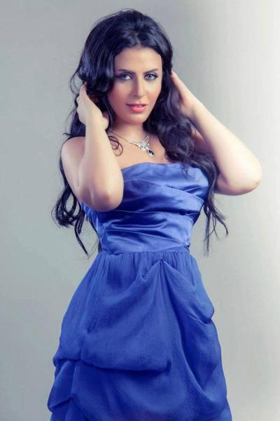  الفنانة شيرين الطحان