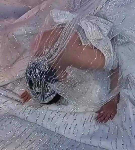 الله أكبر.. تصرف غير متوقع من عروسة حسن شاكوش يشعل السوشيال ميديا