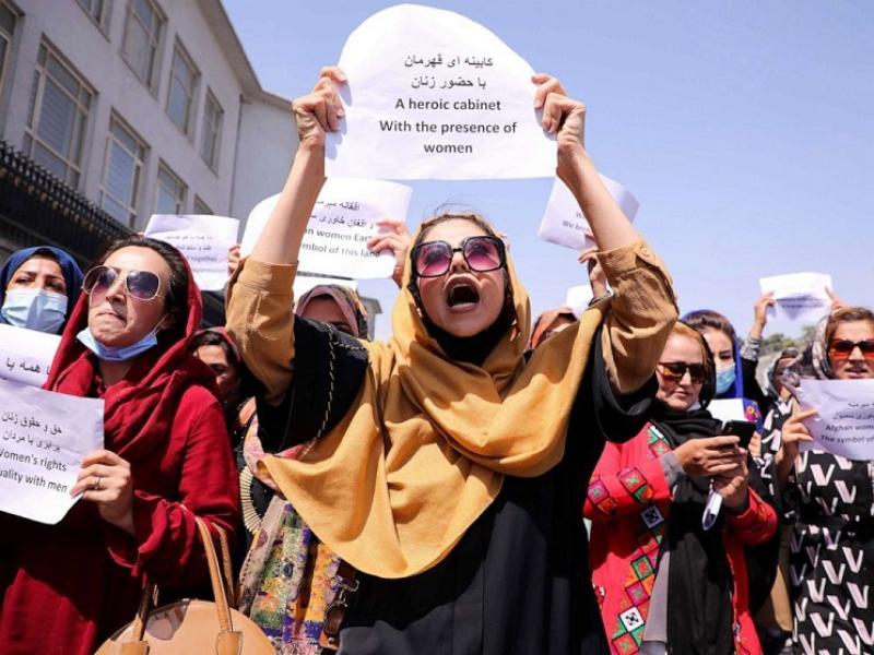مظاهرات ضد حظر حركة طالبان تعليم الفتيات