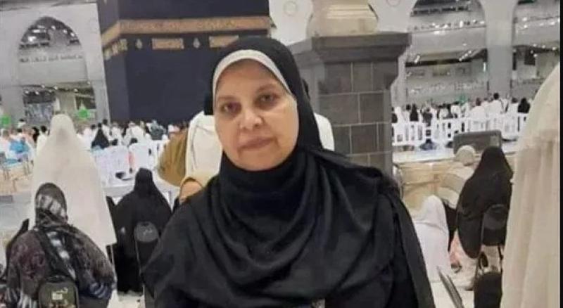 حداد على السوشيال.. وفاة سيدة مصرية أمام الكعبة صائمة وآلاف المسلمين يصلون عليها