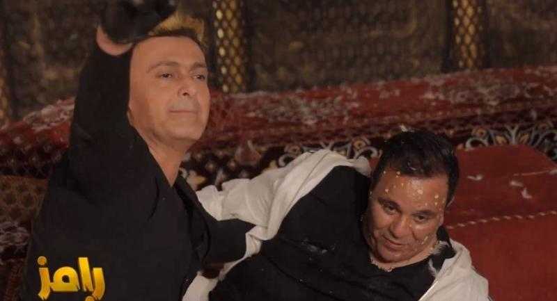 طبيب محمد فؤاد يكشف سر عمليته ويهاجم رامز بشدة