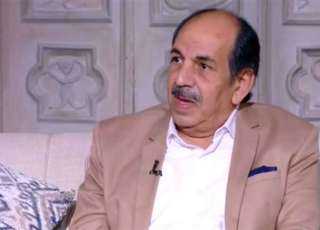 مصطفى حشيش: غير مؤمن بعمل المرأة.. ومسلسل “حضرة العمدة” يدعم دورها