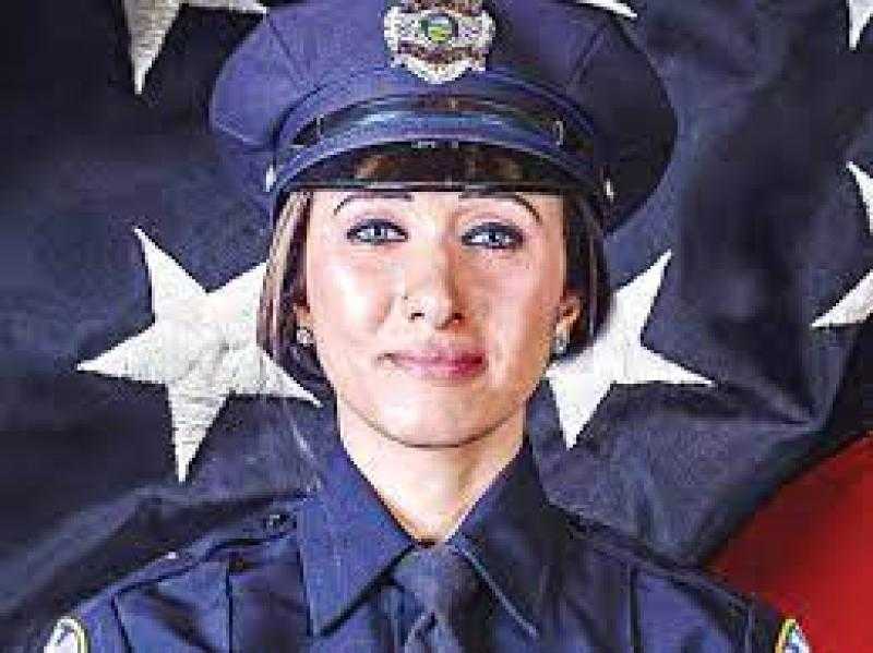 فخر لمصر.. سارة شندي أول رقيب شرطة في أمريكا بعد جهود لـ 15 عامًا