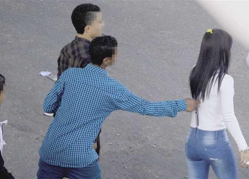 انتي مزة.. عقوبة رادعة لشاب حاول التحرش بطالبة في مدينة نصر
