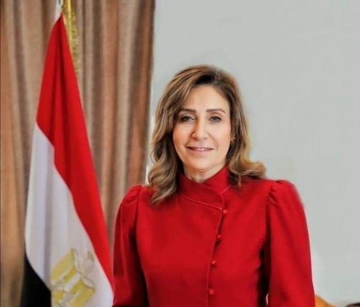 نيفين الكيلاني وزيرة الثقافة