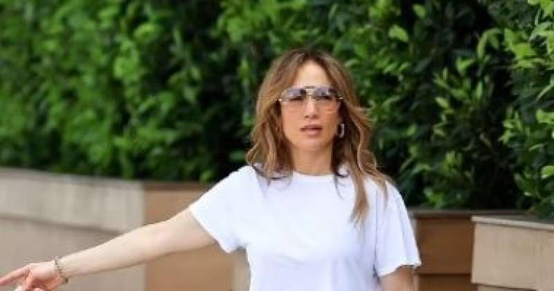 الممثلة والمغنية جينيفر لوبيز