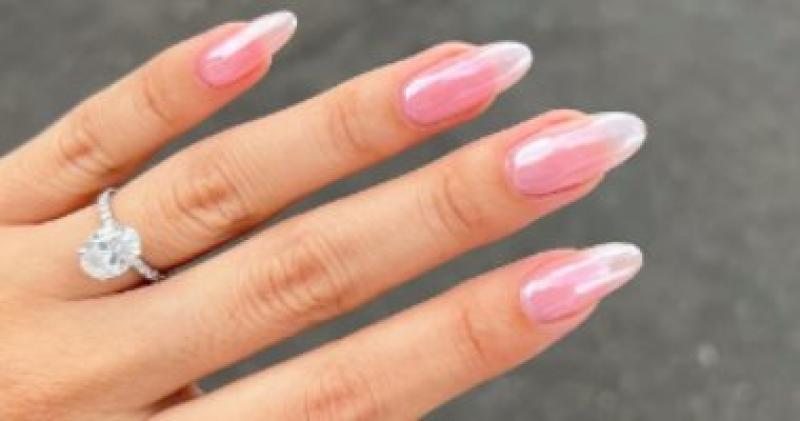 طلاء الأظافر