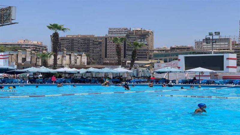السباحة