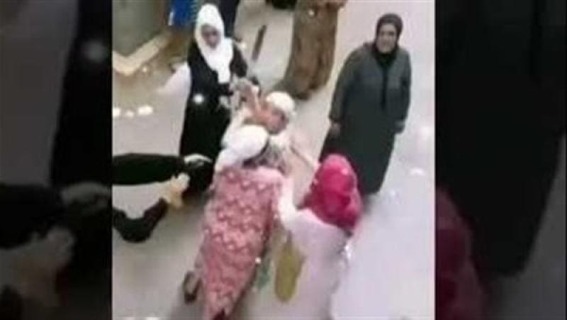 التعدي على سيدة وشقيقها بالسلام