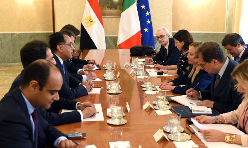 اجتماع رئيس الوزراء ونظيرته الإيطالية في روما