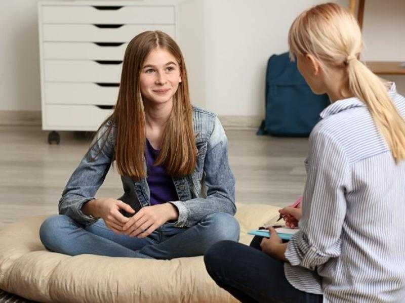 سلبيات مواقع التواصل الإجتماعي على المراهقين!
