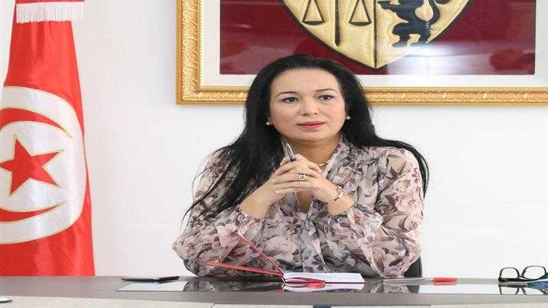آمال بلحاج | وزيرة تونسية اهتمت بالأسرة والمرأة والطفولة وأستاذة صحافة