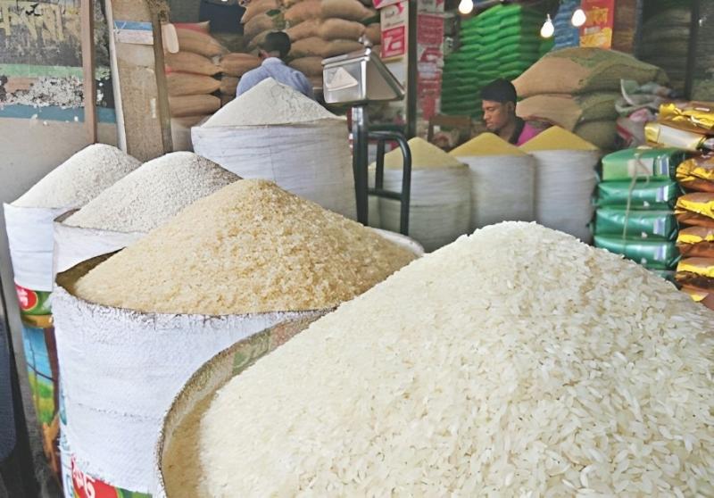 خير بلدنا راجع.. طرح كميات كبيرة من الأرز واللحوم في الأسواق بأسعار زمان