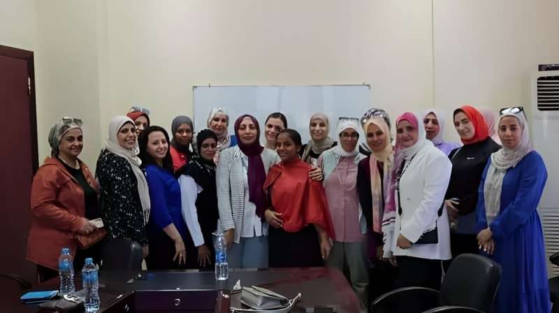 «جهاز المشروعات الصغيرة» يشيد بإنجازات مجلس سيدات غرفة السويس