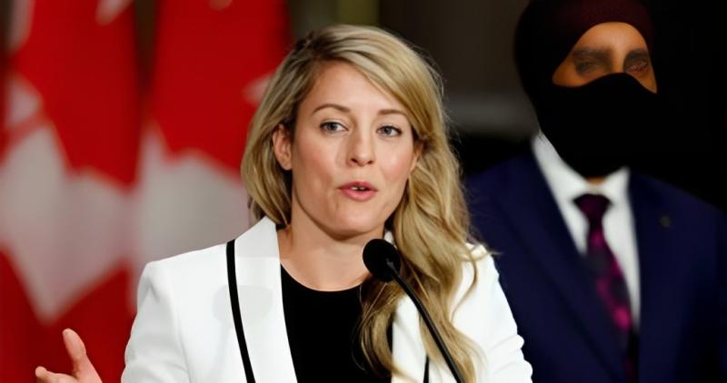 وزيرة الخارجية الكندية