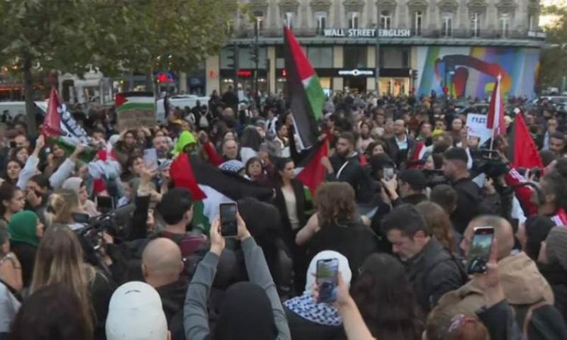 مظاهرات حاشدة فى العاصمة الفرنسية باريس تضامنا مع غزة