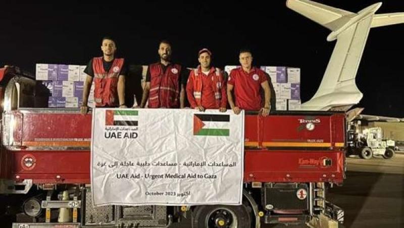 الهلال الأحمر المصري يُعلن وصول طائرة مساعدات إنسانية لدعم غزة من الإمارات وأخرى من الكويت