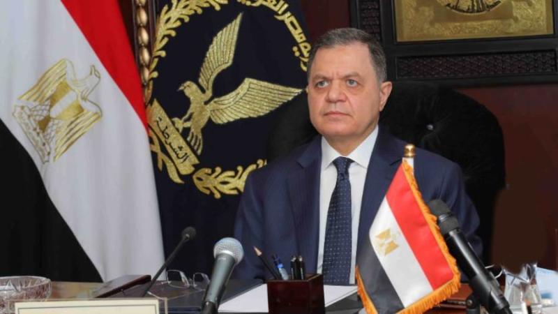 وزير الداخلية