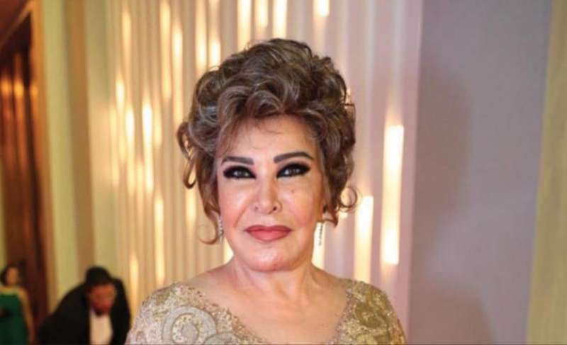 الفنانة صفية العمري
