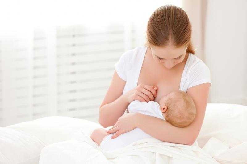 الرضاعة الطبيعية تقلل من خطر السمنة بين الأطفال | دراسة