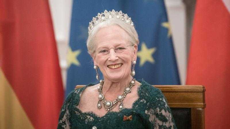 ملكة الدنمارك تتنازل عن العرش لابنها بعد 52 عامًا من حُكم البلاد