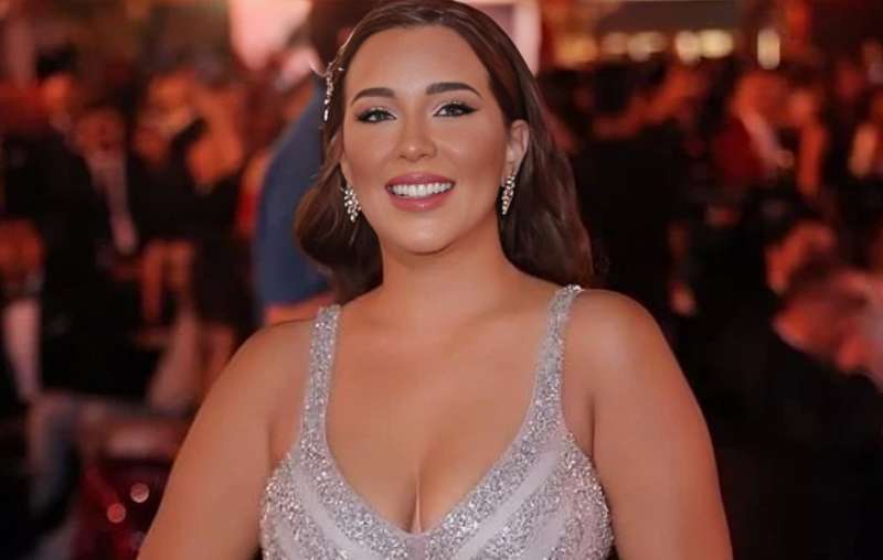 أسما شريف منير
